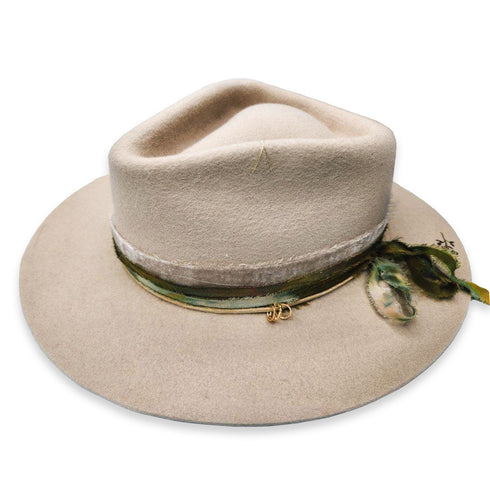 left profile <span class='visuallyhidden'>Call, text 323-404-2959 for shopping help.</span>