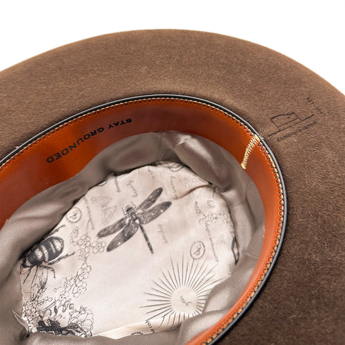 Lined in silks and leather<span class='visuallyhidden'>; shop help at 760-978-9297.</span>