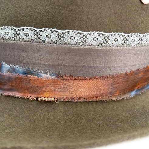 her five bead rose gold (plated) charm<span class='visuallyhidden'>; shop help at 760-978-9297.</span>