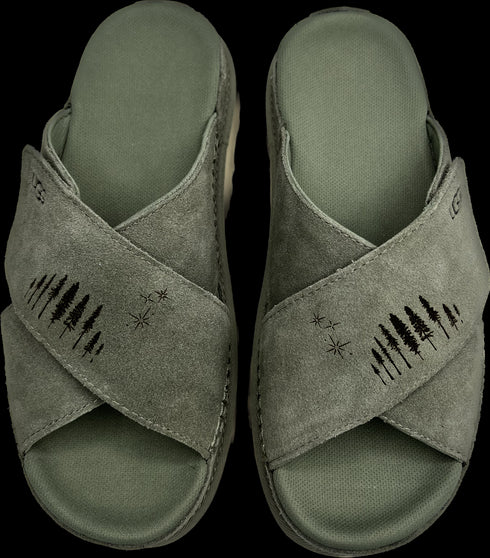 cross slide in moss green size 7, with custom redwood + Northstar detail <span class='visuallyhidden'>Call, text 323-404-2959 for shopping help.</span>