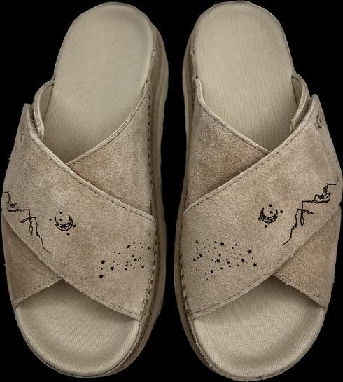 cross slide sandal in driftwood size 8, with mountain + star detail <span class='visuallyhidden'>Call, text 323-404-2959 for shopping help.</span>