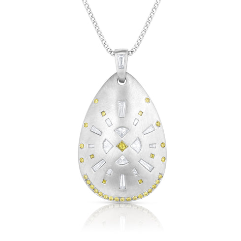 close-up <span class='visuallyhidden'>Text, phone 323-404-2959 for shopping help.</span>