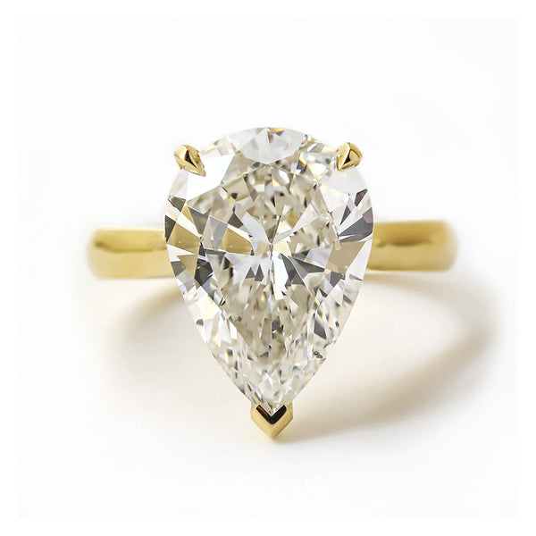 pear shape, brilliant cut diamond statement ring, <br>in 14k yellow gold, <br>5.84ct