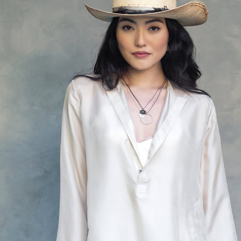 excellent color pop for<br>shop the look > yin, yang <span class='visuallyhidden'>Call, text 323-404-2959 for shop help.</span>