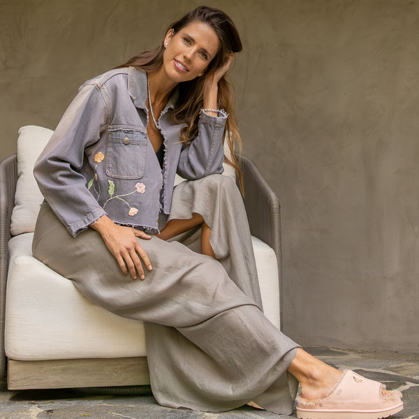 shop the look > casual fridays<span class='visuallyhidden'>; shop help at 760-978-9297.</span>