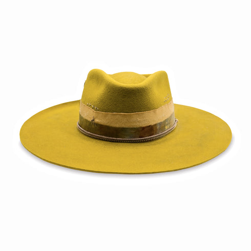 graced with a wide brim, slightly upturned at right rear, and a low-profile crown <span class='visuallyhidden'>Call or text 323-404-2959 if you need shopping assistance.</span>