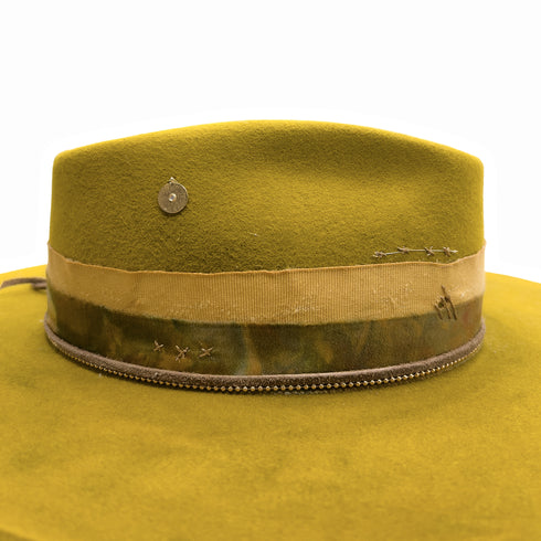 diamond-kissed disc and other right-side beauties <span class='visuallyhidden'>Call or text 323-404-2959 if you need shopping assistance.</span>