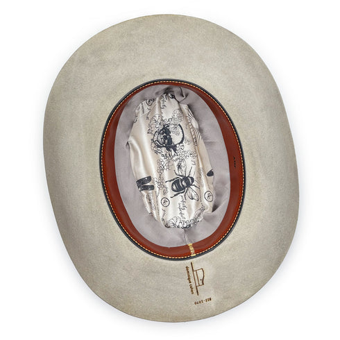 lined in silks and leather <span class='visuallyhidden'>Call or text 323-404-2959 if you need shopping assistance.</span>