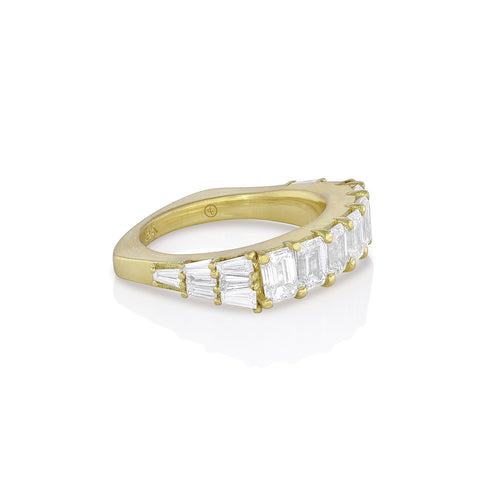 diamond baguettes adorn the ring’s sides,<br>tapering into the comfort shank band <span class='visuallyhidden'>Call or text 323-404-2959 if you need shopping assistance.</span>