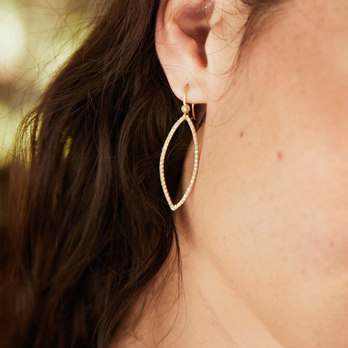 yellow gold sis, up close <span class='visuallyhidden'>Call or text 323-404-2959 if you need shopping assistance.</span>