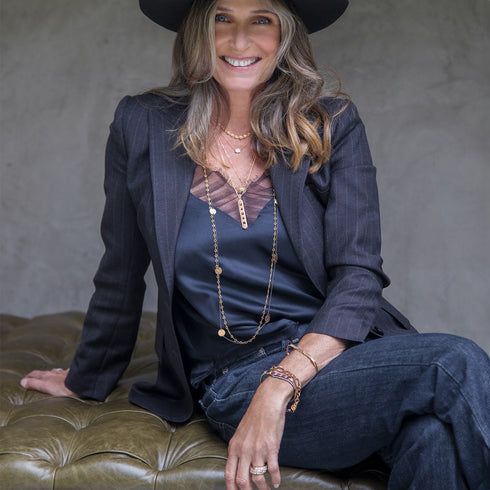 oval cut big sis<br>shop the look > golden gate <span class='visuallyhidden'>Call or text 323-404-2959 if you need shopping assistance.</span>