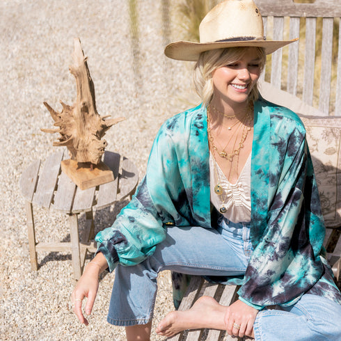 shop the look > vacation life <span class='visuallyhidden'>Call or text 323-404-2959 if you need shopping assistance.</span>