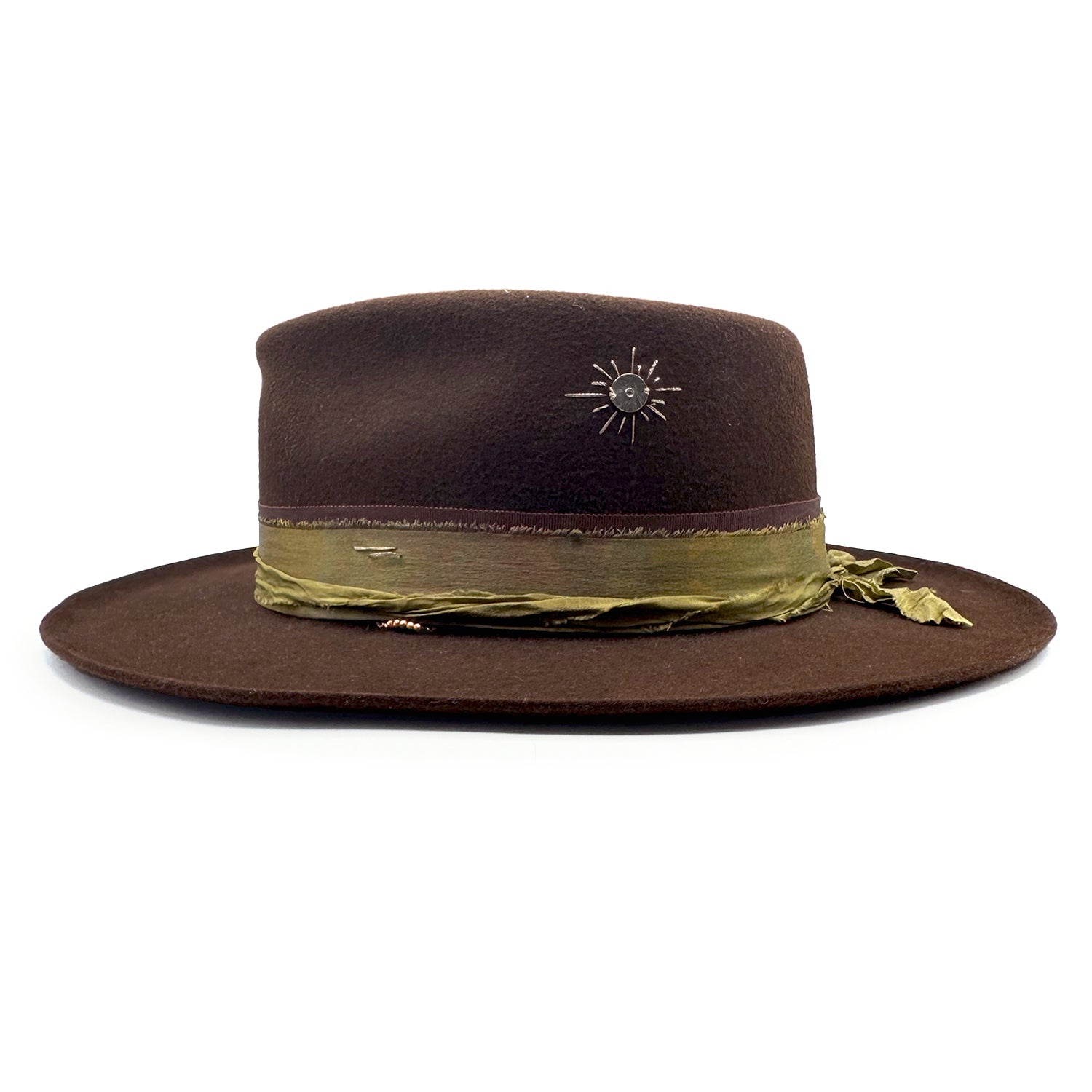 dadondesign handarbeit fancy hat display picture 1